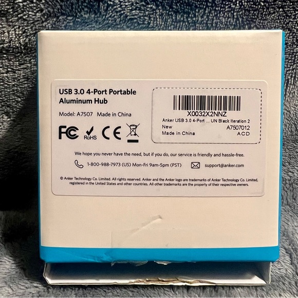 Anker Aluminum 4-Port USB 3.0 Hub - Picture 3 of 3